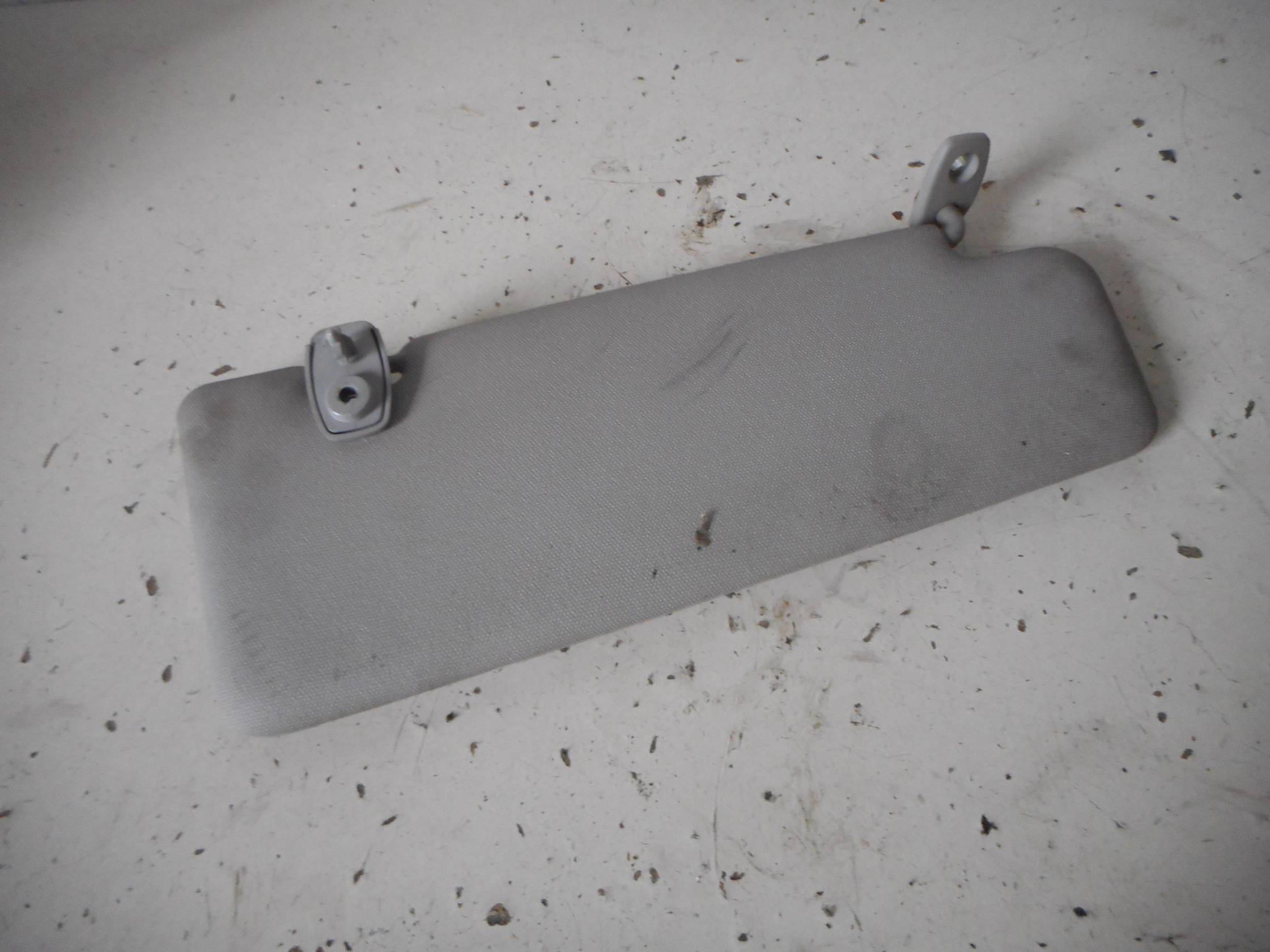 Aletta parasole parabrezza sx.